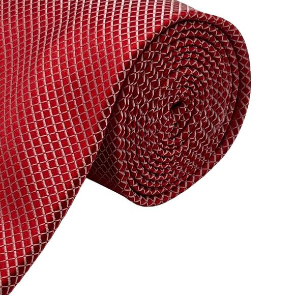 Beniot Florent Red W/Embroidered White All Over Diamond Shape 100% Silk Necktie - Picture 1 of 9